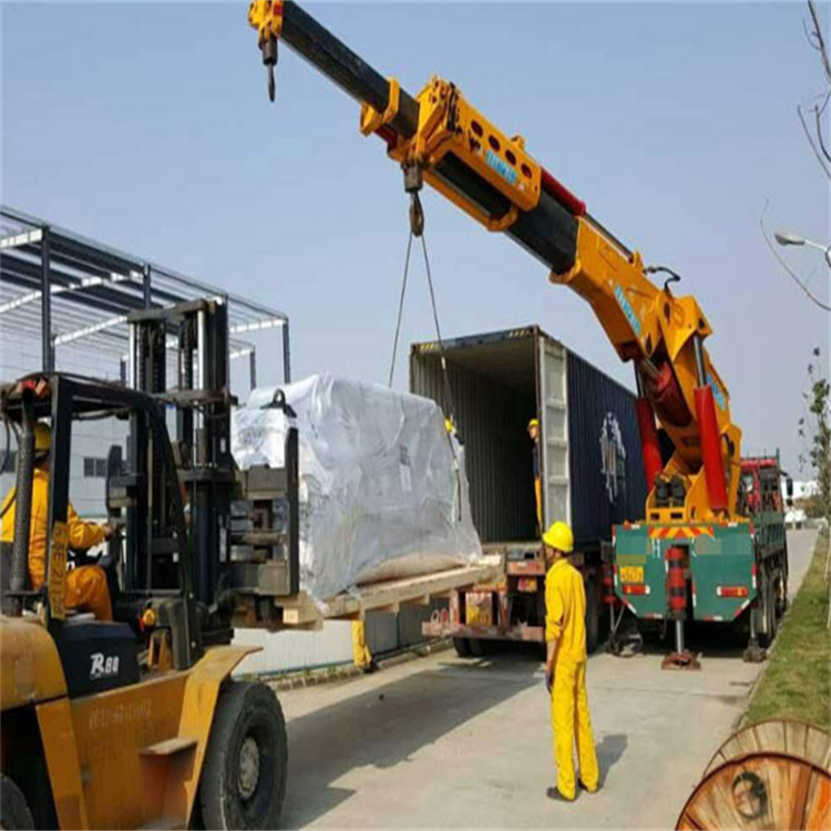 新龙10吨吊车出租