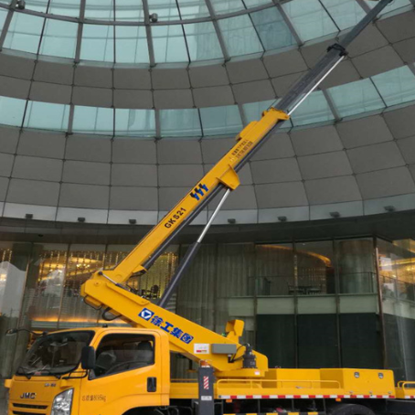 新龙附近高空作业车租赁｜安全设备租赁｜高空安装|工程定制化方案｜亿立达设备租赁